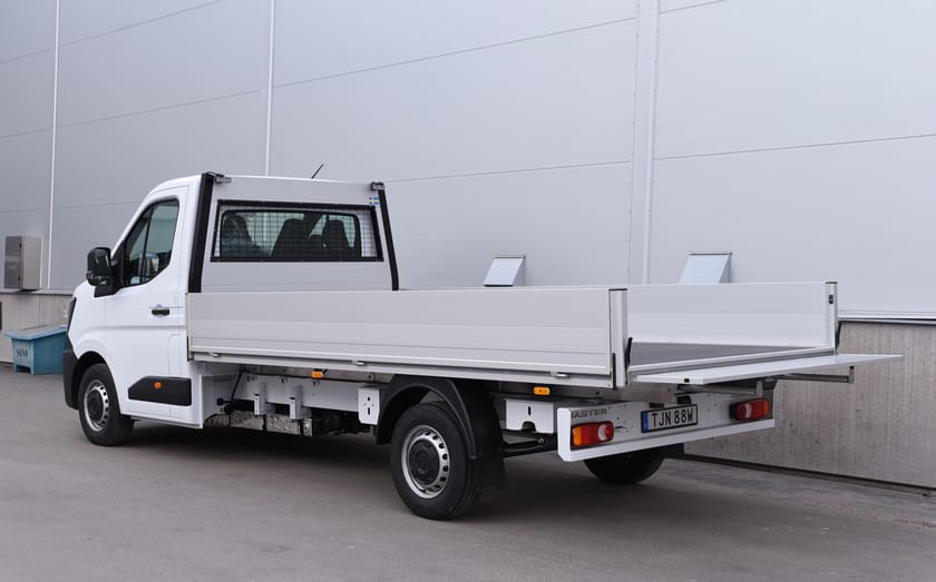 Bild 3 av Renault Master Chassi Cab Platform ChEnk Base Line150 L3 FWD A Lastvikt 1200kg