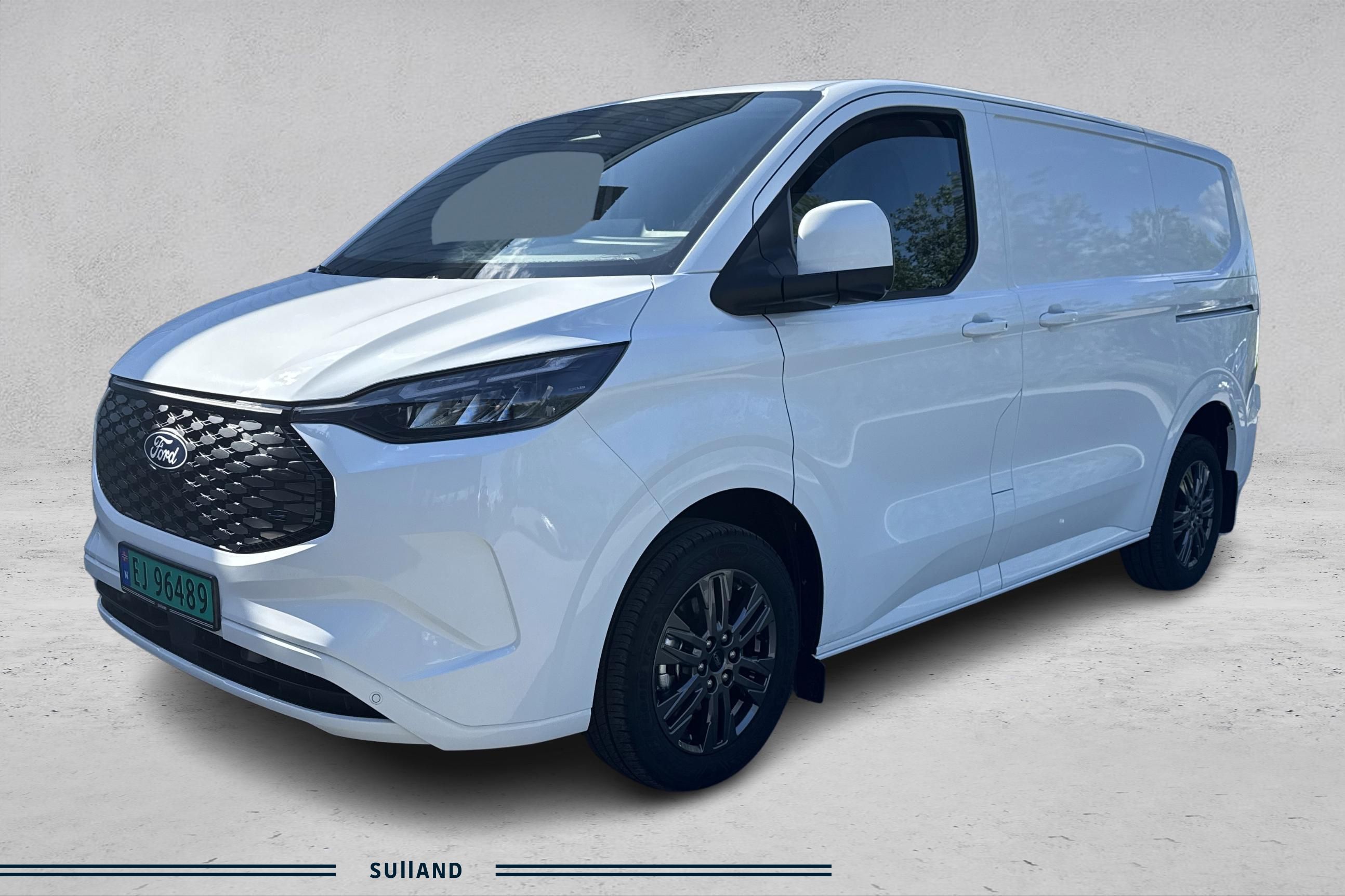 Ford E-Transit Custom 320