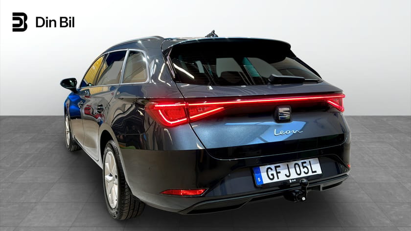 Bild 3 av SEAT Leon Sportstourer Style eTSI150 DSG Drag/P-värmare