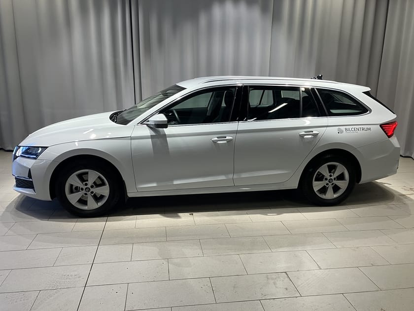 Bild 3 av Škoda Octavia Kombi 1.5 TSI mHEV Auto 115hk Drag&Värmare