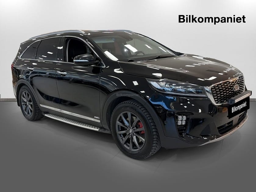 Bild 3 av Kia Sorento 2.2 CRDi AWD GT-Line SoV-däck MoK Drag Skinn Nav Pano