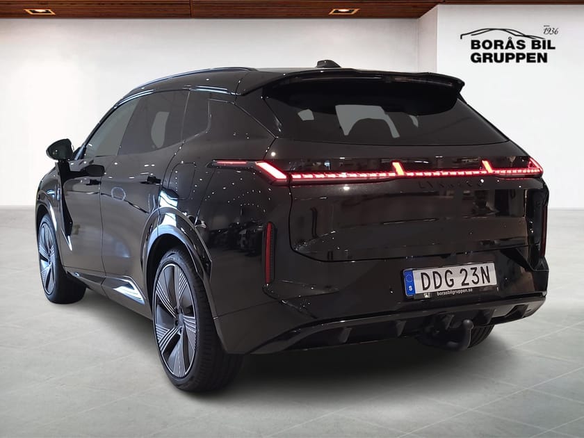 Bild 2 av Lynk & Co 08 PHEV More