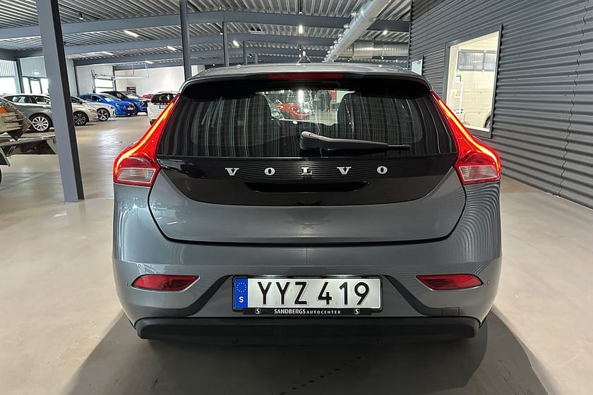 Bild 5 av Volvo V40 D2 Geartronic Momentum Värmare BT PDC Euro 6