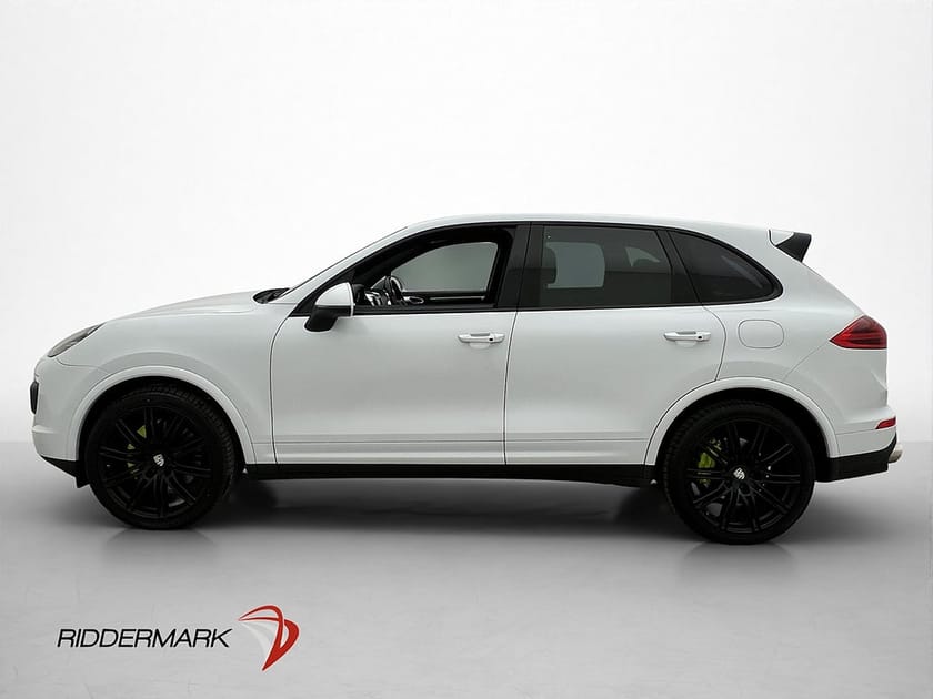 Bild 4 av Porsche Cayenne S E-Hybrid AWD Pano Bose Skinn D-Värm Drag