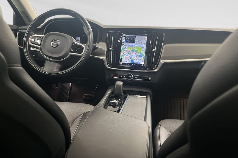 Volvo V90 Cross Country