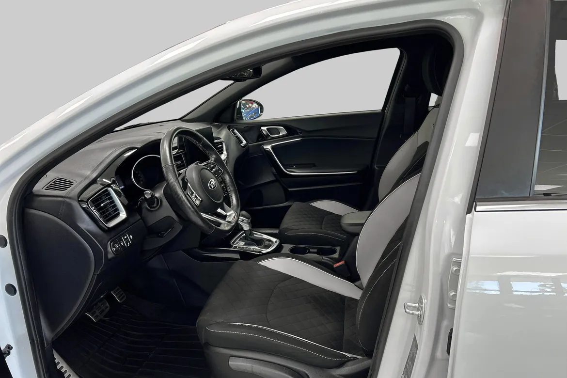 picture of a car