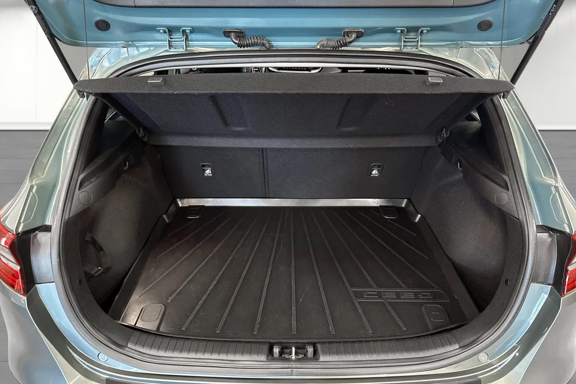 picture of a car