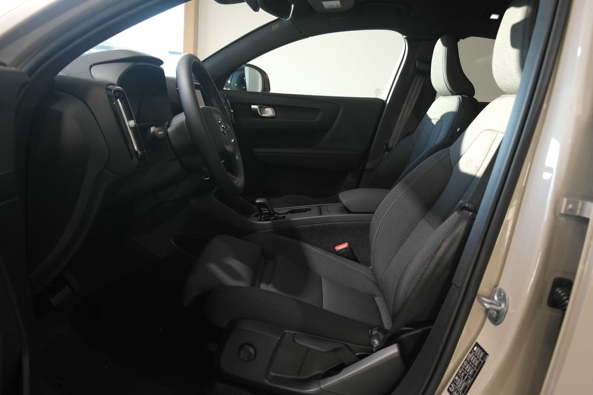 Volvo EC40 2025 - miniatyr 4