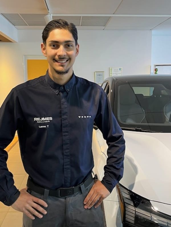 LUCAS THUREL - Personlig Bilvårdstekniker