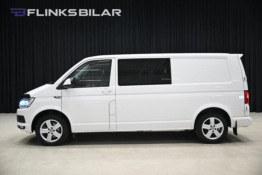 Bild 2 av Volkswagen Transporter TwinCab 4Motion DSG 204HK Dubbelhytt|Nedlackad|LED|Taklucka