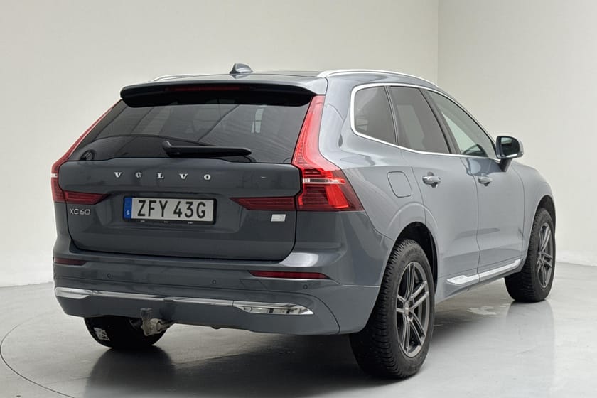 Bild 3 av Volvo XC60 T6 AWD Recharge (350hk) Core Bright