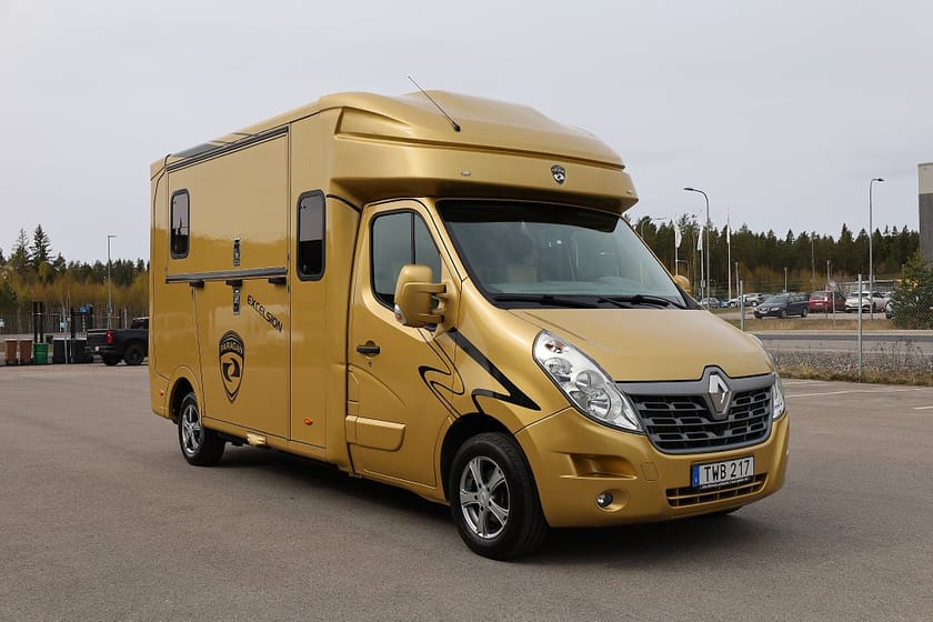 Bild 3 av Renault Trucks Master Chassi 3.5t Hästbil Paragan Excelsion B-kort