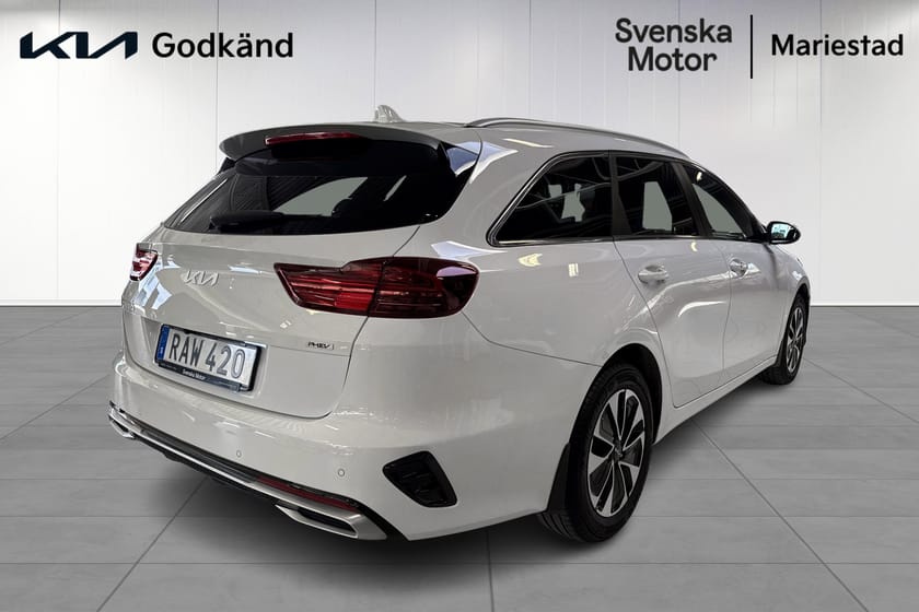 Bild 4 av Kia Ceed Sportswagon Plug-in Hybrid SW PHEV Action / Adaptiv farthållare / Backkamera / GPS