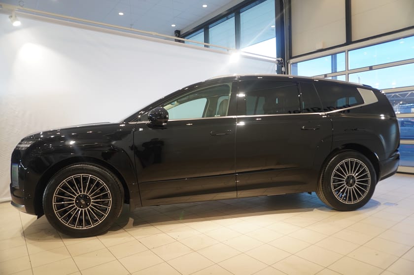 Bild 3 av Hyundai Ioniq 9 Long Range AWD 7s 110kWh Calligraphy Line