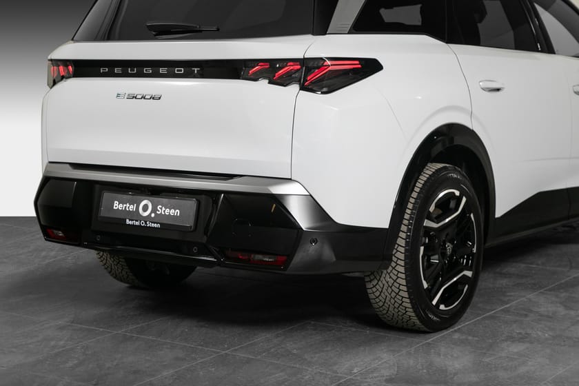Bilde 4 av Peugeot E-5008 73 kWh GT | 7 S | Krok | ACC | Skinn | Matrix LED