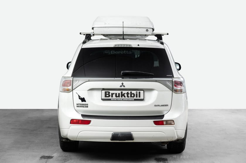 Bilde 5 av Mitsubishi Outlander 4x4 manuell/Skiboks/LEDbar/Kufanger/Rep. objekt/delebil