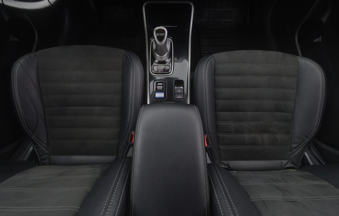 Mitsubishi Outlander 2020 - miniatyr 12