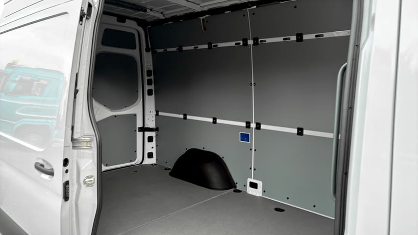 Bild 5 av Mercedes-Benz eSprinter 314 81 kWh SKÅP A2 SELECT