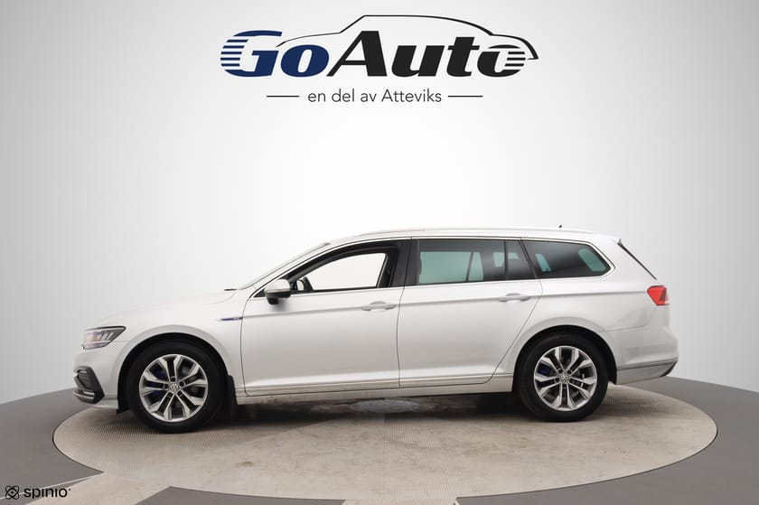 Bild 5 av Volkswagen Passat Sportscombi GTE 218hk Panorama Dragkrok Backkamera
