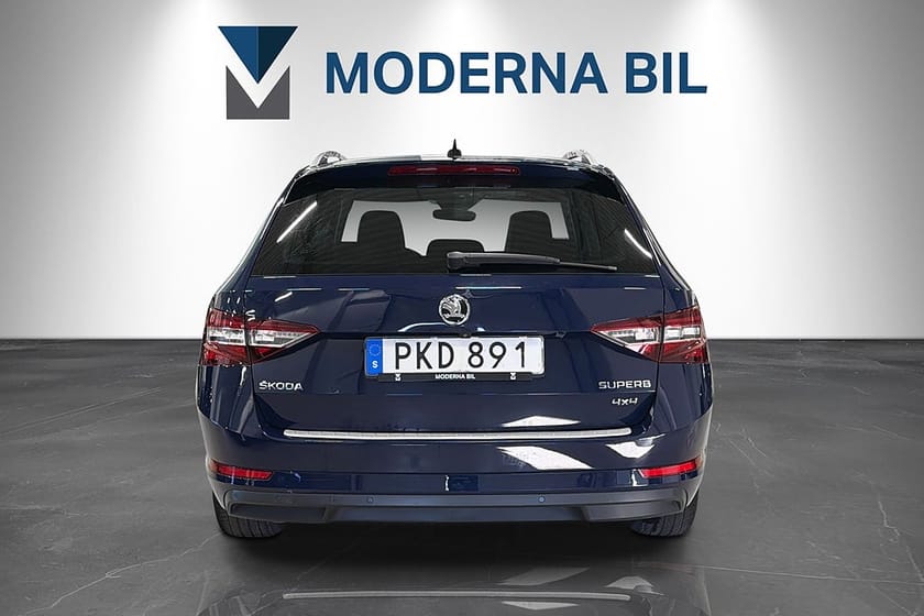 Bild 4 av Škoda Superb Kombi Skoda 2.0 TDI 190hk 4x4 Businessline Drag D-värm Canton
