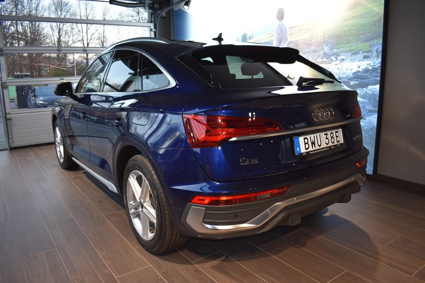 Bild 2 av Audi Q5 55 Sportback TFSI e quattro 367 HK S-TRONIC S-LINE
