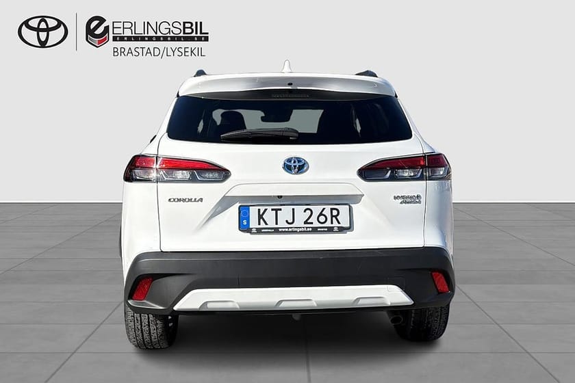 Bild 4 av Toyota Corolla Cross Hybrid AWD-i E-CVT STYLE V-HJUL