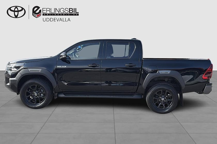 Bild 3 av Toyota Hilux Dubbelhytt INVINCIBLE 2.8D AUTOMAT OBS!! OMG LEVERANS