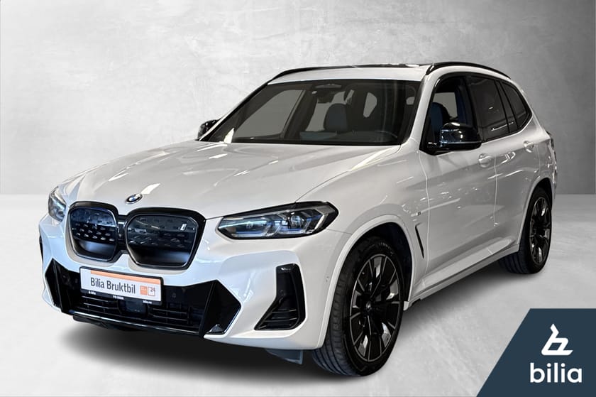 Bilde 1 av BMW iX3 FullyCharged H/K, Krok, HeadUp, LaserLys, M-Sport