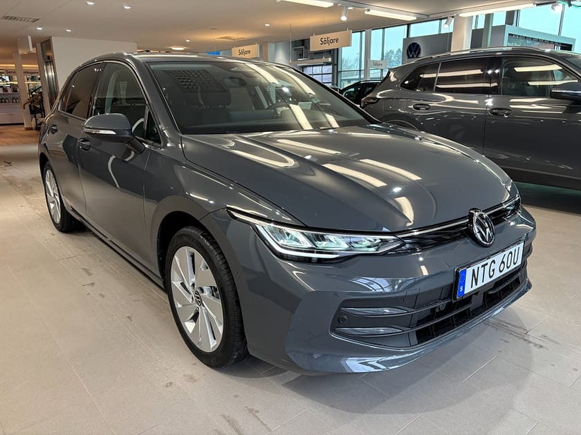 Bild 3 av Volkswagen Golf Privatleasing Life Edition *3 395kr/mån*