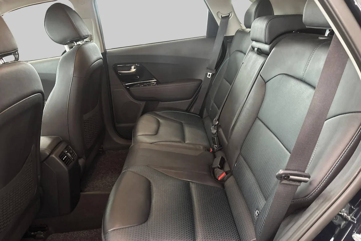 picture of a car