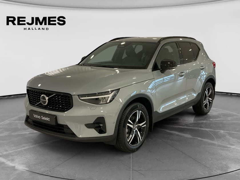 Bild 1 av Volvo XC40 B3 FWD Bensin Plus Dark