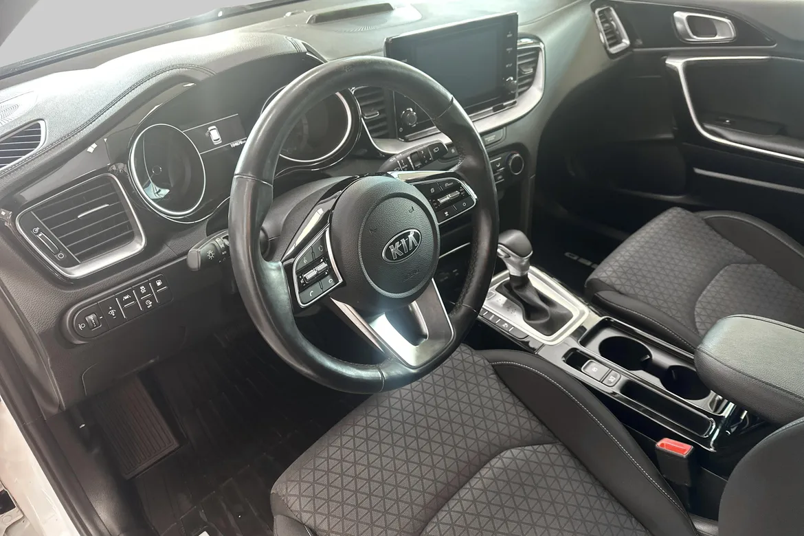 picture of a car