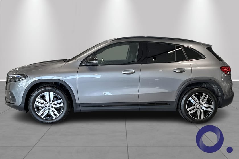 Bilde 2 av Mercedes-Benz EQA 300 4MATIC Progressive Burmester Hengerfeste