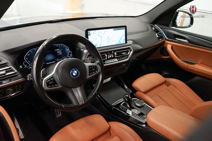 Bild 2 av BMW X3 xDrive30e 292hk M Sport Drag Värme Hifi B-kam Cognac