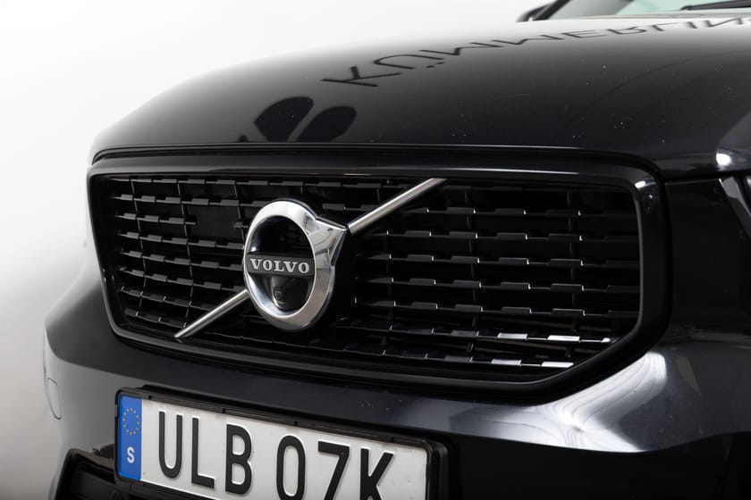 Bild 3 av Volvo XC40 Recharge T4 DCT 211hk R-design Moms/20"/360"/Drag