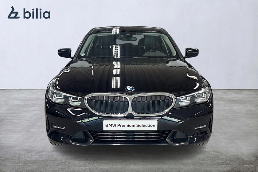 Bild 5 av BMW 320d xDrive Sedan Sportline | Komfortöpp. | Navi | 17" | PDC