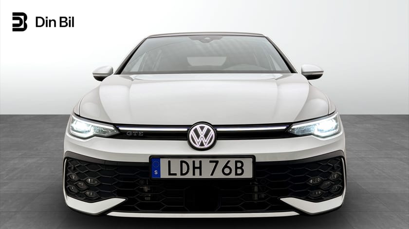 Bild 4 av Volkswagen Golf GTE 272 DSG /Panorama/Led-Matrix/Navi9"