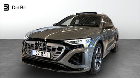 Audi Q8 55 e-tron quattro S line 300 kW