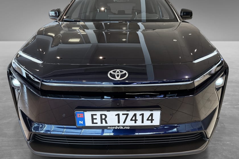 Bilde 3 av Toyota bZ4X Active Tech AWD