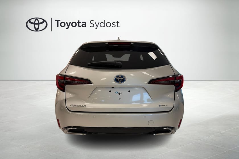 Bild 5 av Toyota Corolla Touring Sports Hybrid 1.8 HSD TS Style Teknikpaket Backkamera BSM Sensorer