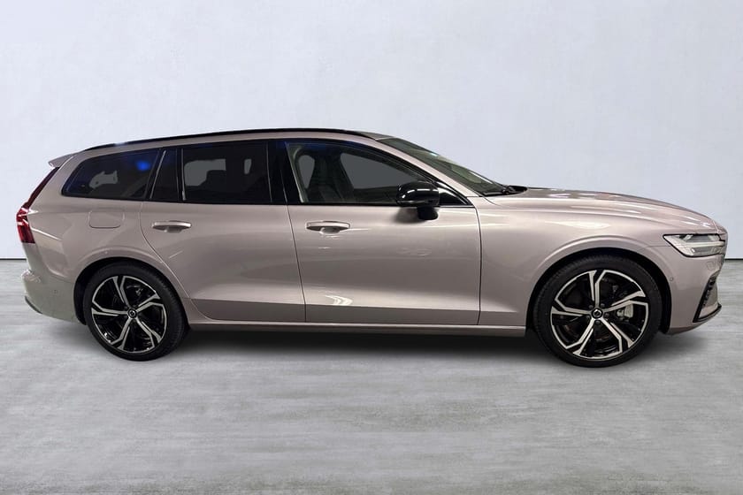 Bild 3 av Volvo V60 T6 Plus Dark Nordic Edition