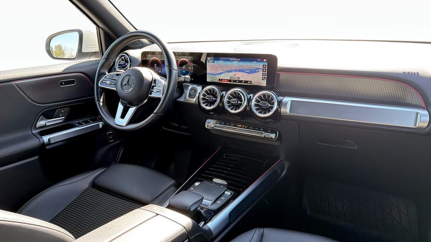 Bild 3 av Mercedes-Benz EQB 300 4MATIC SE-Edition 7-Sits Adaptiv Värmare