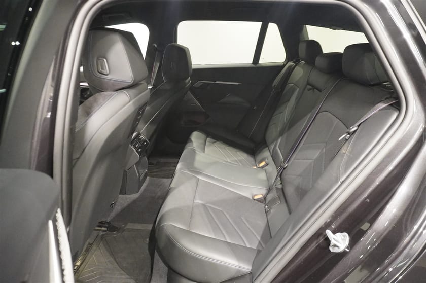 Bild 5 av BMW i5 xDrive40 Touring xDrive  M Sport Business Edt. Innovation Drag H K DAP