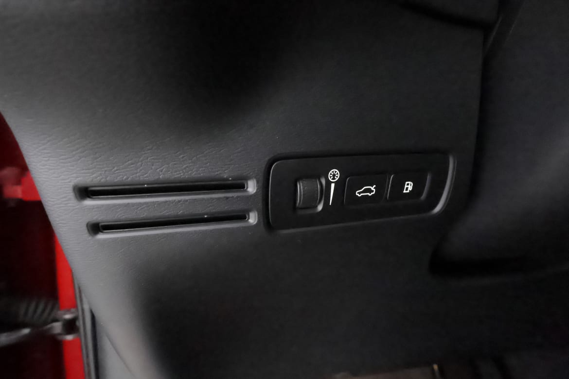 Volvo XC40 2022 - miniatyr 13