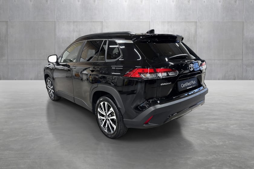 Bilde 3 av Toyota Corolla Cross Hybrid AWD-i 2.0 Bensin Automat Active Tech
