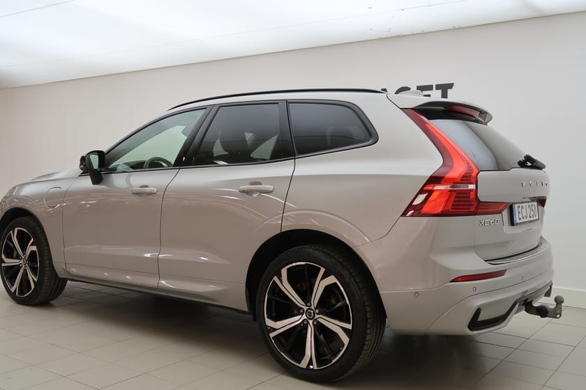Bild 2 av Volvo XC60 Recharge T6 Plus Dark Edition/Drag/Pano/H&K