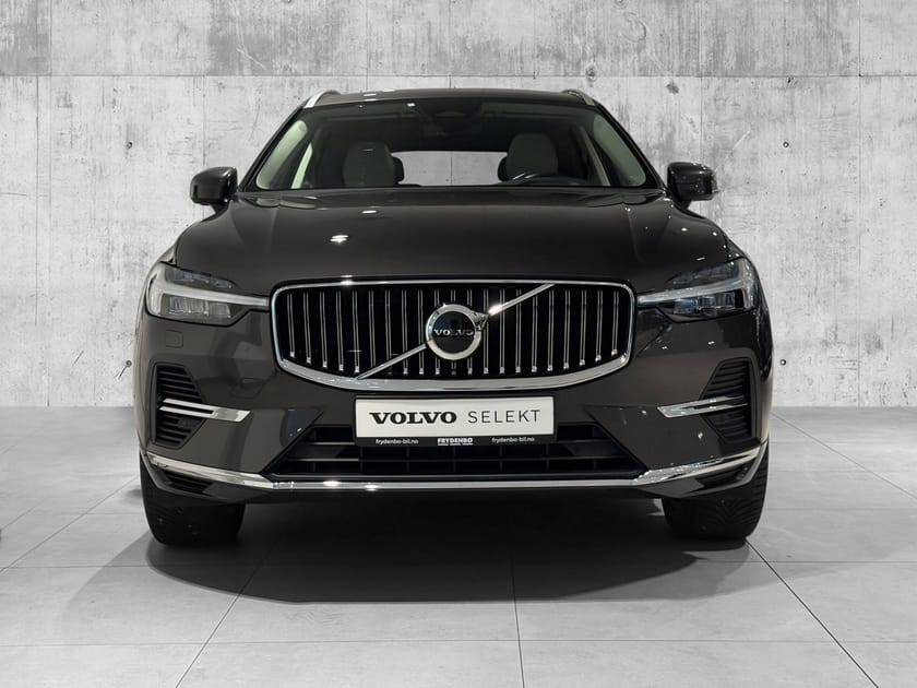 Bilde 3 av Volvo XC60 Recharge T8 456hk Plus Bright SEMI.EL.HF|PANO