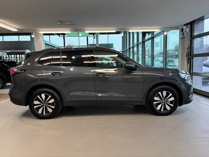 Bild 4 av Volkswagen Tiguan 1.5 eTSI *SUPER DEAL fr. 2 299 kr/mån*