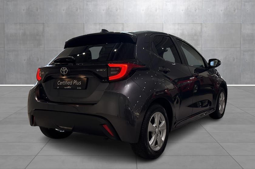 Bilde 5 av Toyota Yaris Hybrid 115 1,5l Active Tech, 6,40% med 10% EK