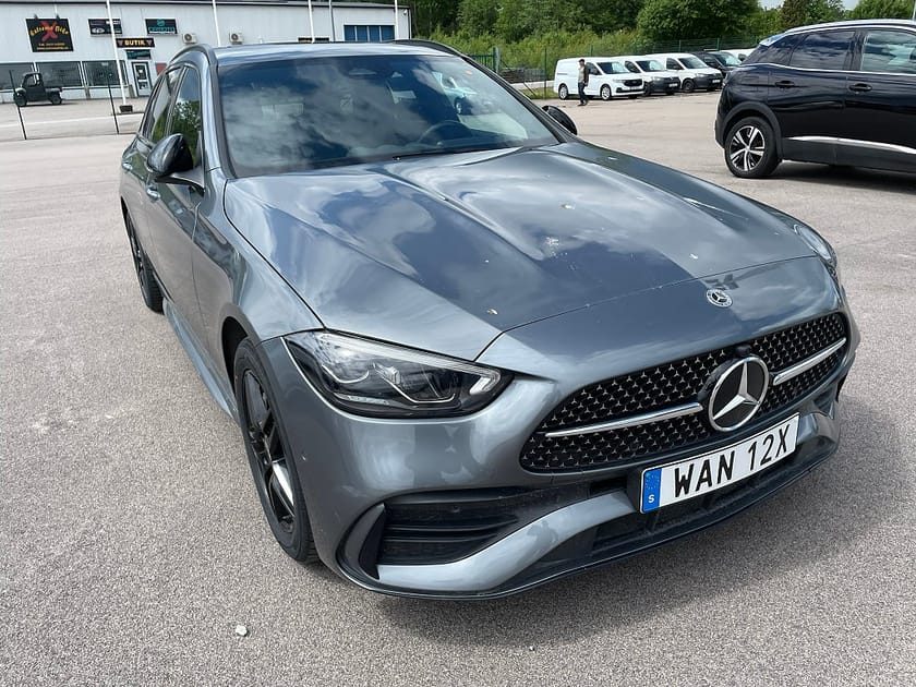 Bild 2 av Mercedes-Benz C 300 T e KOMBI AMG Plug in 313HK Night Package